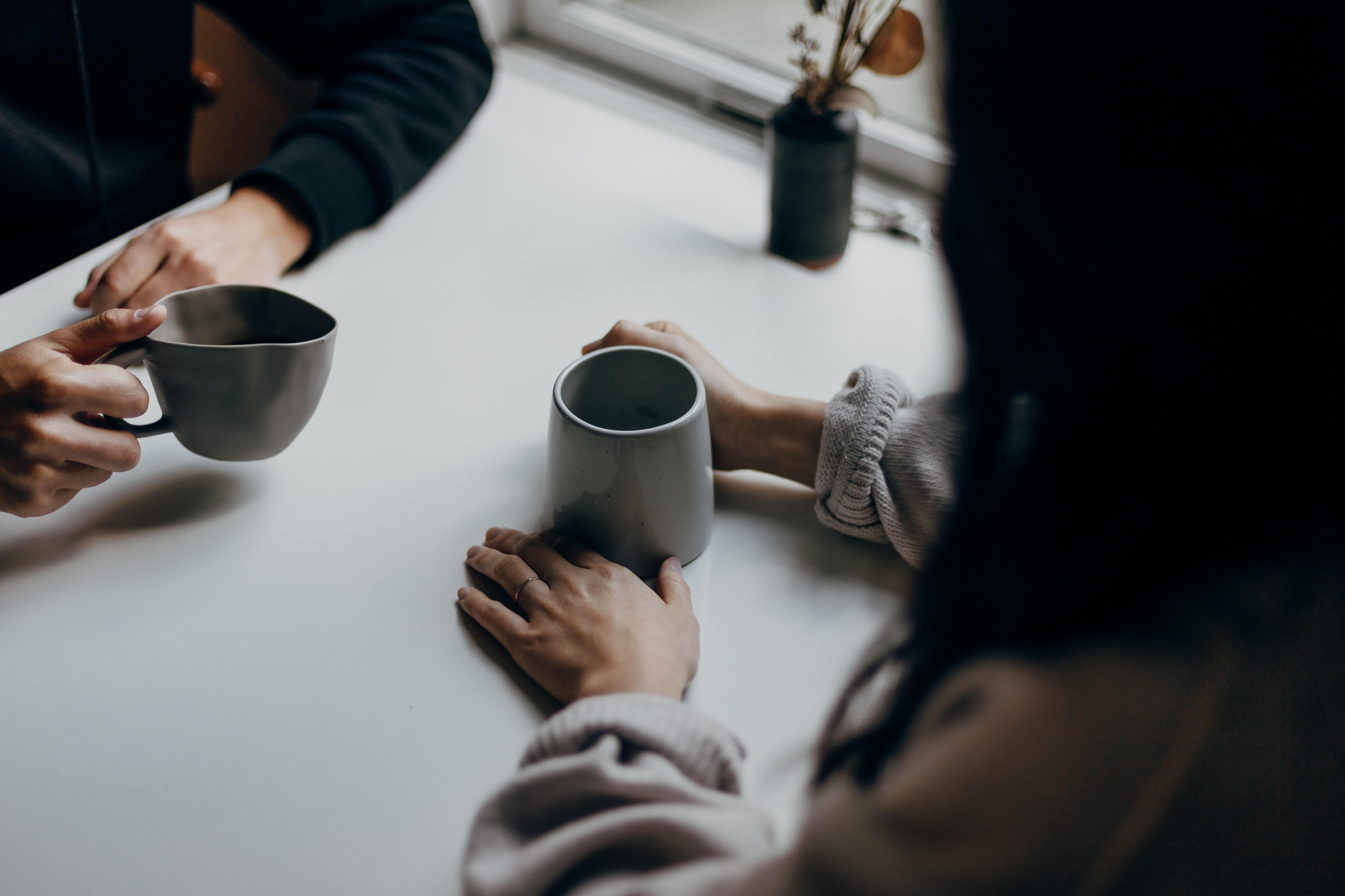 Podcasting and the Art of Conversation: How Hosts Can Create Engaging and Authentic Dialogue