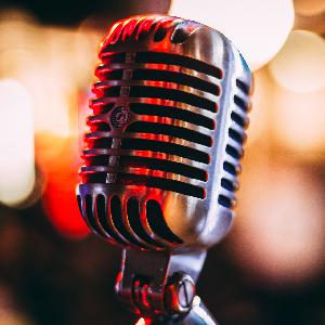 Podcasts where the hosts discuss a reality show